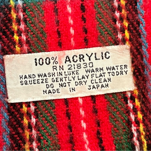 Royal Stewart VTG RED Green wide tartan PLAID Scarf JAPAN acrylic Fringe 47”Long - Picture 7 of 9